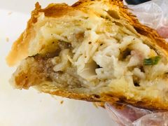 牛角包烧麦-不正咖啡(万达尊店)