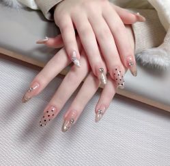-LILY NAILS美甲美睫