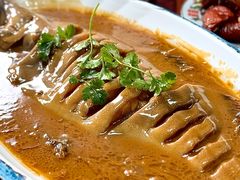 -崴海渔村(虹梅路店)