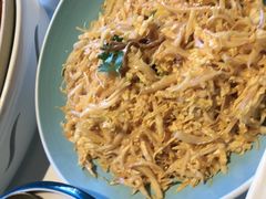 -八府香鸭·啫啫煲(华山路店)