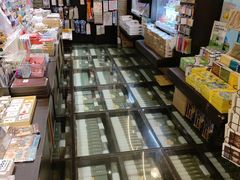 -钟书阁(松江泰晤士小镇店)