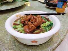 -东豪园林海鲜酒家(南港路辅路店)