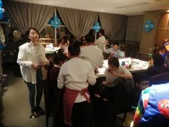 -海底捞火锅鲜切牛肉主题店(长寿路店)