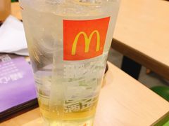 -麦当劳(姜山镇海港城店)