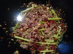 小炒黄牛肉-麓湘小镇(开福万达广场店)