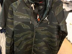 -NIKE上海青浦优选体验店