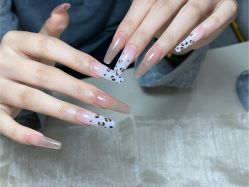 -UMl Nail 尤米美甲美睫半永久