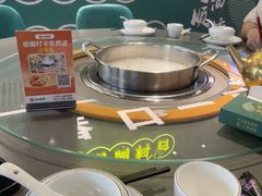 -粤顺渔坊·中山脆肉鲩火锅(清湖店)