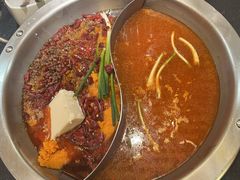 -沸炉重庆老火锅(军事博物馆店)