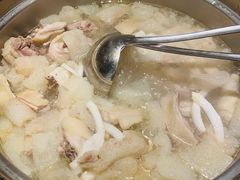 竹笙椰子鸡汤-润园四季椰子鸡火锅(海上世界店)