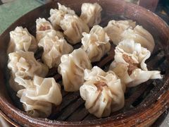 芹菜牛肉烧麦-国庆烧麦馆