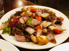 -余杨鸭鸭餐厅