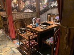 -老牌坊云南鱼豆花火锅(爱建店)