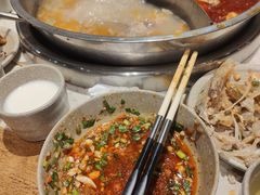 -肖肖酸萝卜鱼火锅(总店)