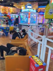 -卡通尼乐园(荟聚中心店)