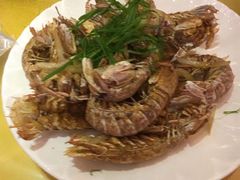 -覃记海鲜美食餐厅