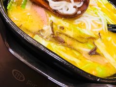 -阿香米线(大唐西市大润发店)