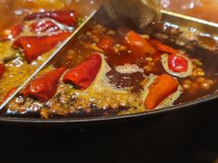 -白乐天毛肚火锅馆(解放碑店)