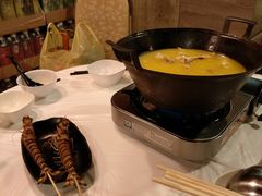 -鲜入围煮花胶鸡海鲜火锅