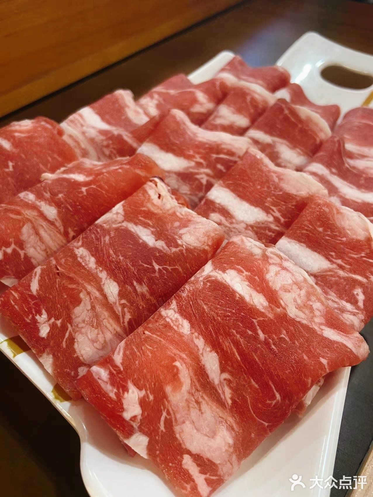 下锅几十秒，蘸麻酱，北方吃法，真的很爽 「羊肉串」