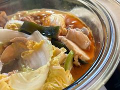 -满格嗦新疆椒麻鸡火锅.炒米粉(川大江安校区店)
