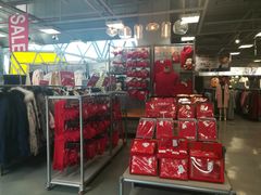 -上品折扣(回龙观店)