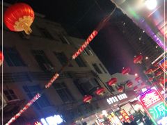 大堂-许西美食一条街