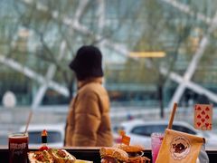 -Catch Bagel(芳草地店)