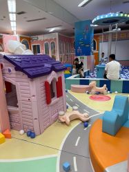 -孩子王童乐园(成都吾悦广场店)