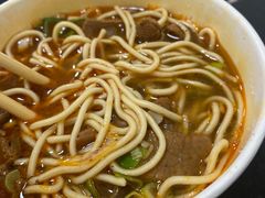 -薛记襄阳香辣牛肉面(平安路店)