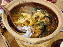 -吃饭皇帝大土家民族菜(正大广场店)
