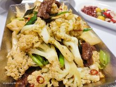 有机花菜焗牛柳-巴特餐饮6加1音乐餐吧·新疆菜