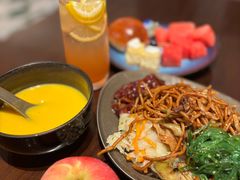 -上海虹桥祥源希尔顿酒店