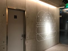 -麦当劳(龙阳路店)