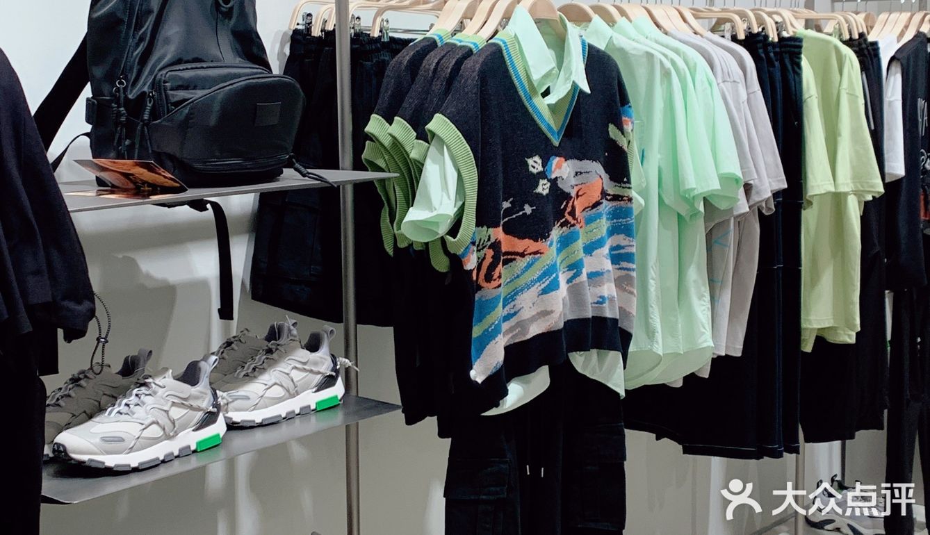 国货之光UR | 一周不逛就会上新N多新款了