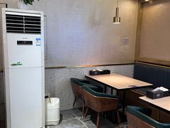 -经典世家牛排自助餐厅(百捷店)