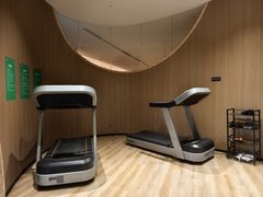 -涨巢·潮玩水疗局