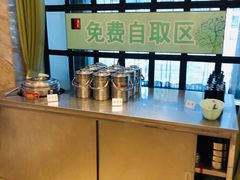 玉米粥-吴记酱骨炖菜馆(西大直街店)
