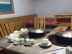 -屯老二农家铁锅炖·行业领军者(梅江店)