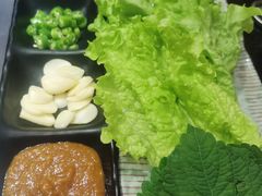 -臻牛烤肉