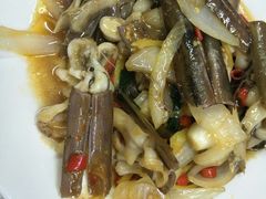 -小辣妹川味海鲜加工店(第一市场椰风巷店)