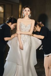 -纯色时光婚纱艺术馆WHITE