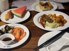 -四海一家自助餐(益田假日广场店)