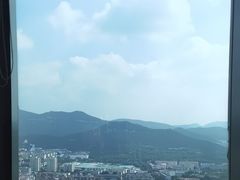 -怡豪大饭店·银顶旋转餐厅