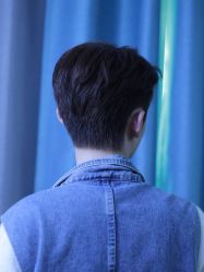 -海文先生国潮烫染男士理发馆