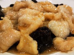 糟溜鱼片-惠丰门丁肉饼店