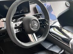 -天津波士信达奔驰4S店(卫津南路店)