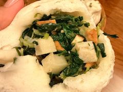 -白玉兰食品甜凤店(合生汇店)