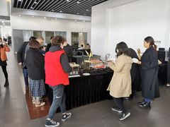 -奔驰上海利星(七宝店)