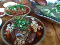 -谢老五跷脚牛肉·非遗传承店